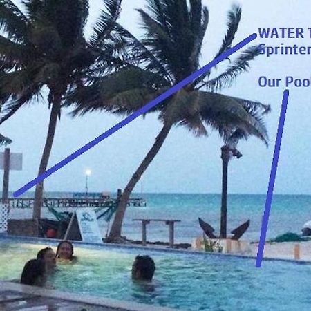 Beach Club Budget Rooms At Popeyes Caye Caulker Exteriér fotografie