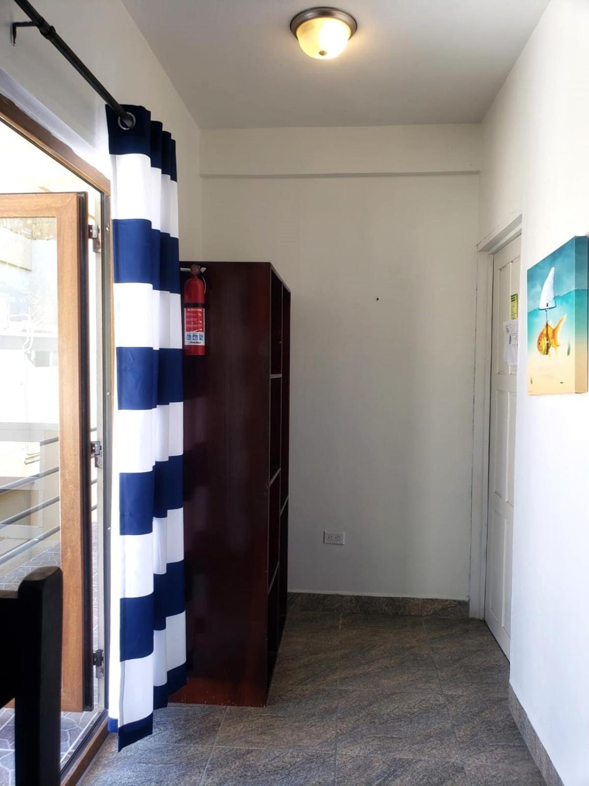 Beach Club Budget Rooms At Popeyes Caye Caulker Exteriér fotografie